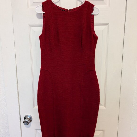 Lafayette 148 Sleeveless Dress Size 4 Knee Textured Red Silhouette Sheath Slit - Picture 1 of 12